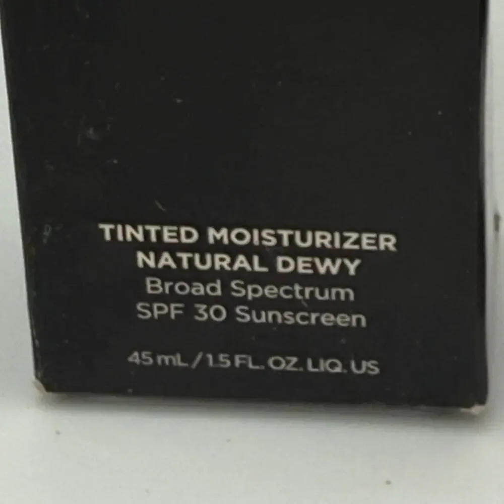 Laura Mercier Tinted Moisturizer Natural Dewy 4C Hazel 1.5 Fl Oz/45ml